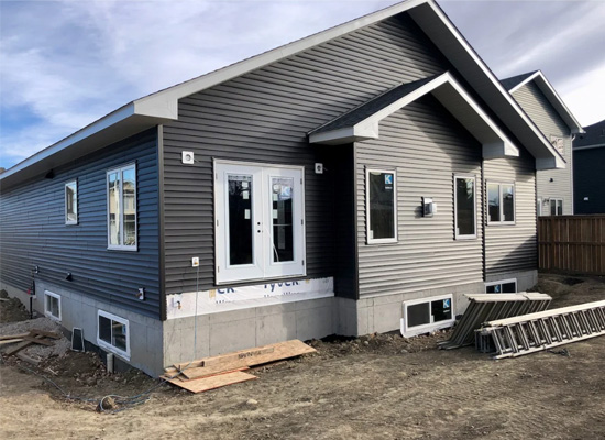 custom home building okotoks